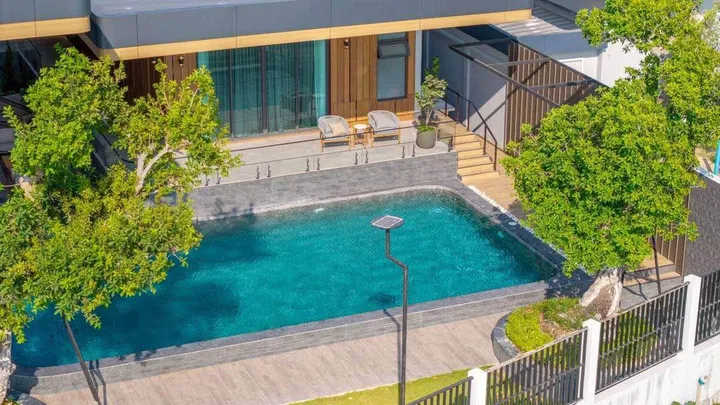 5 Bedroom House for sale at M Mountain Lake