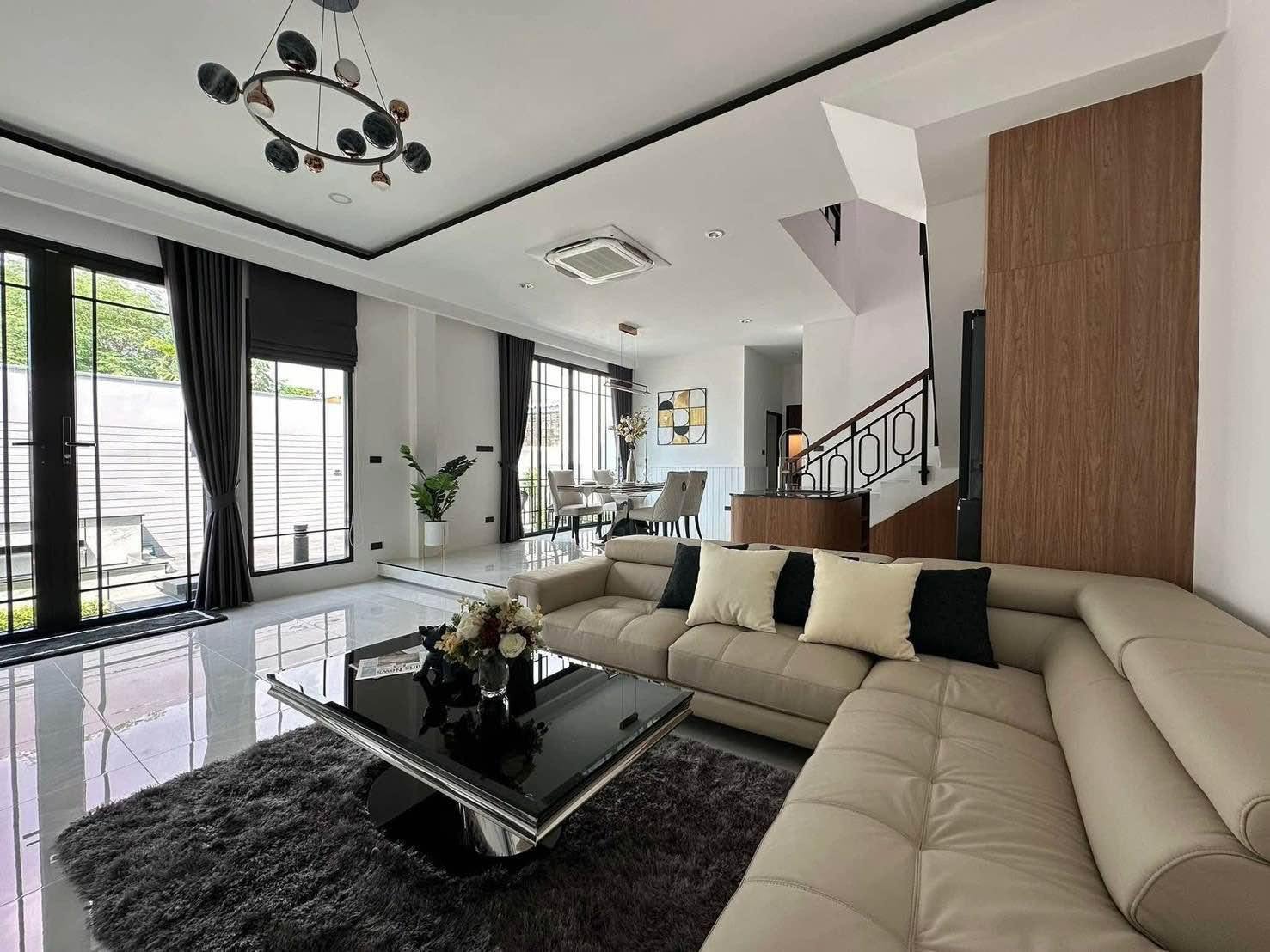 3 Bedroom Townhouse for sale in Khao Noi