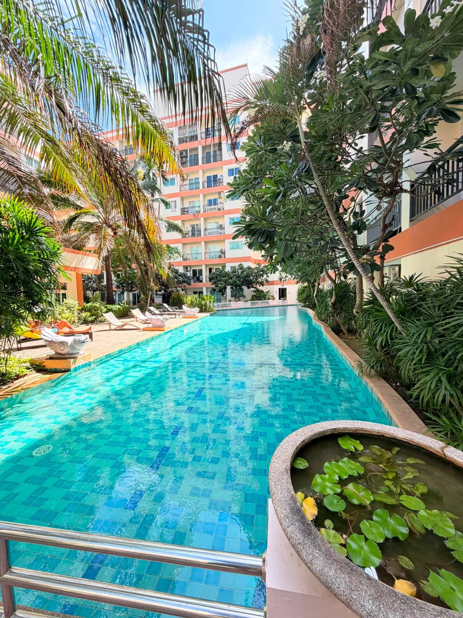 2 Bedroom Condo for rent at Parkland Jomtien