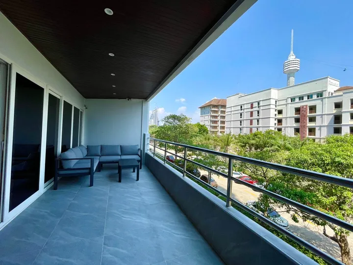 2 Bedroom Condo for sale at View Talay 3A