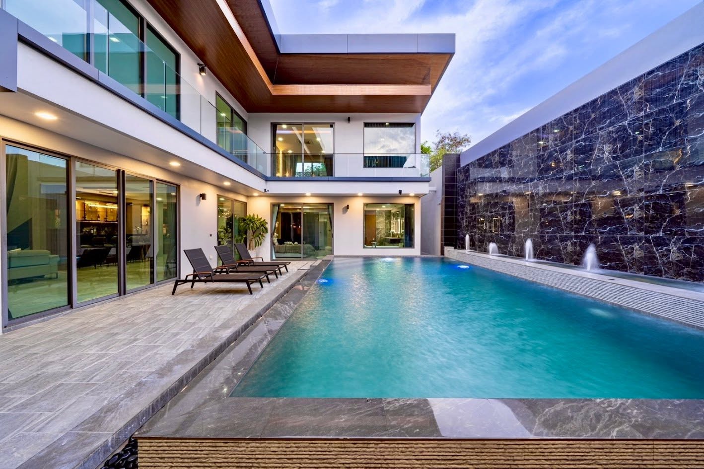 6 Bedroom Villa for sale in Nong Prue
