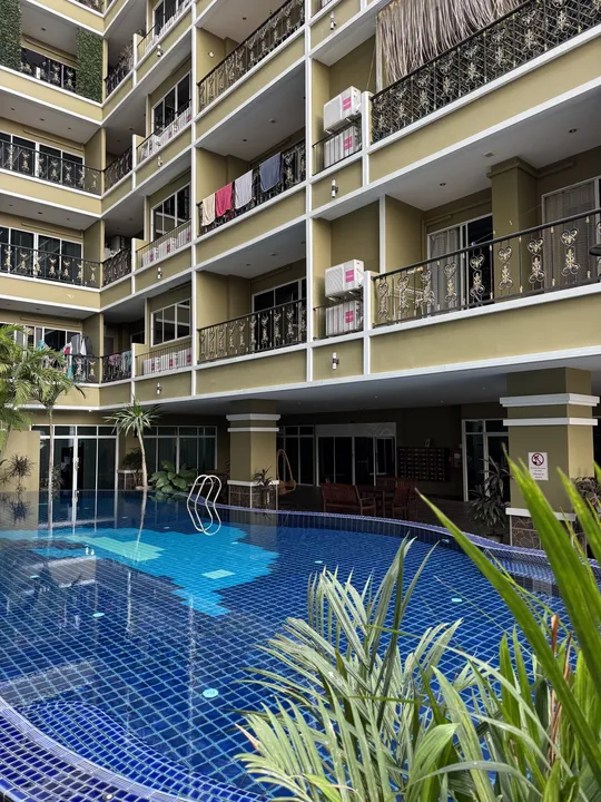 Photo from a listing at Siam Oriental Twins