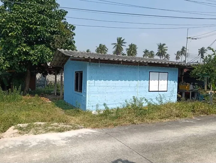 Listing photo