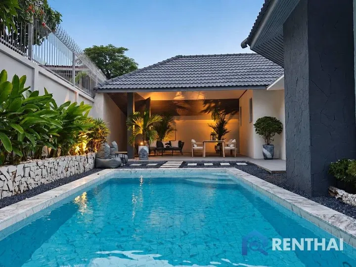 4 Bedroom House for sale at Baan Srisuk Village