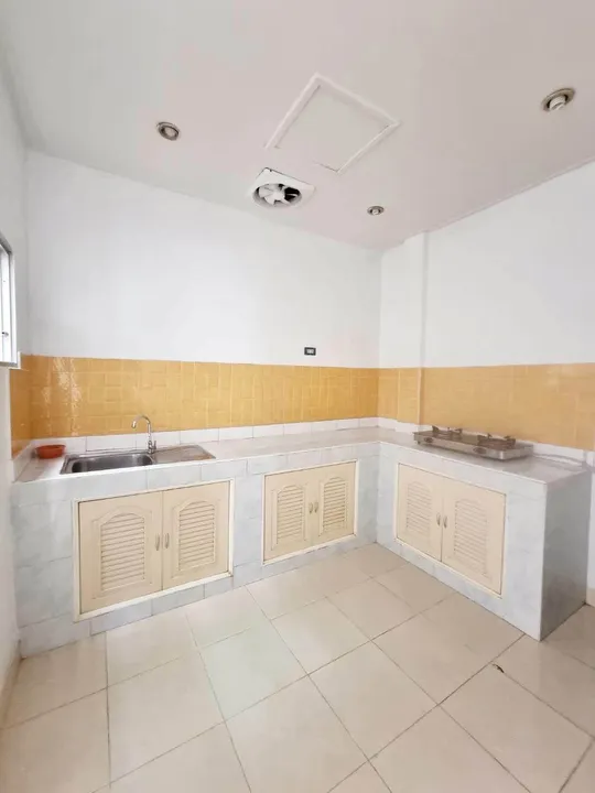 2 Bedroom House for rent in Bang Lamung