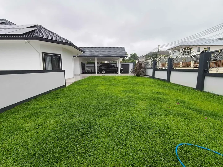 4 Bedroom House for sale in Mabprachan
