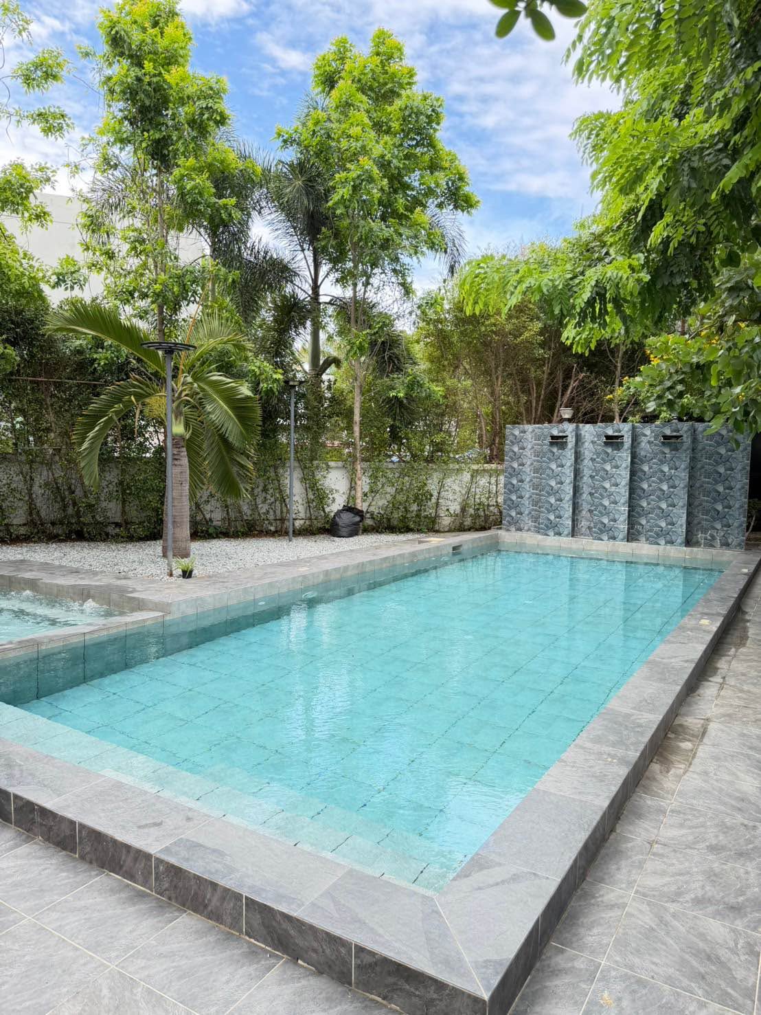 6 Bedroom House for sale in Mabprachan