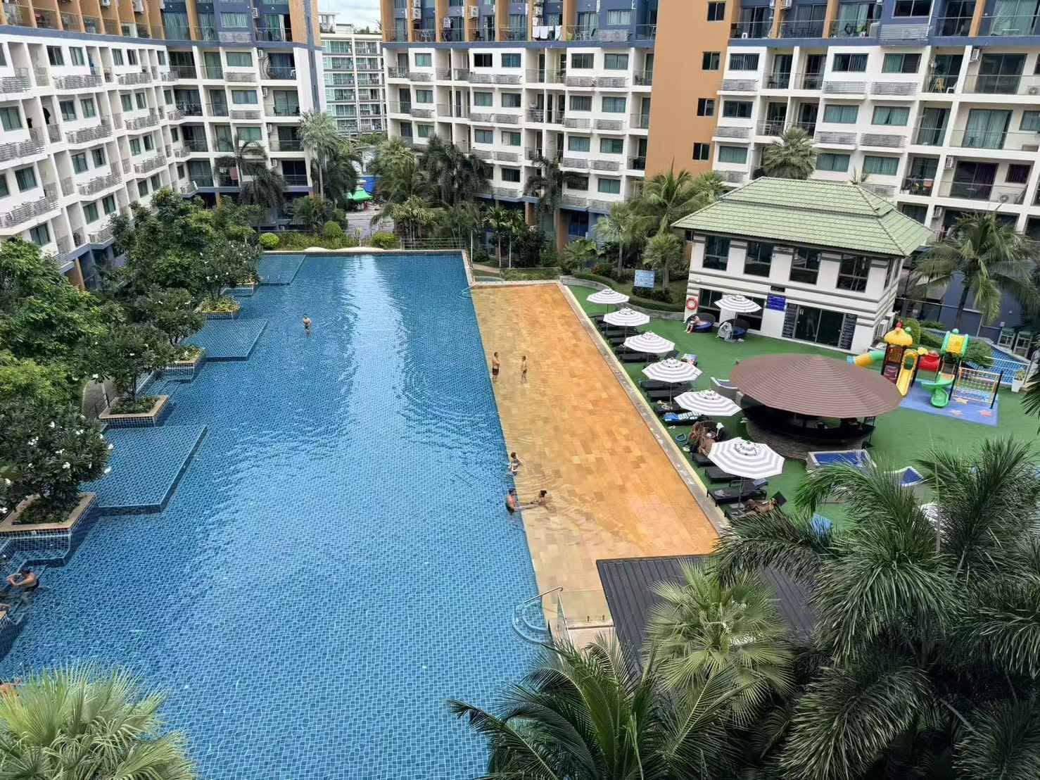 1 Bedroom Apartment for rent at Laguna Beach Resort 2
