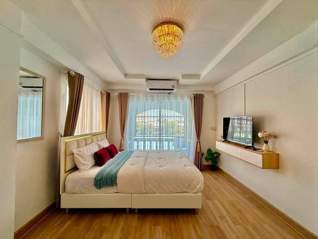 1 Bedroom Condo for sale at Niran Condo Central Pattaya