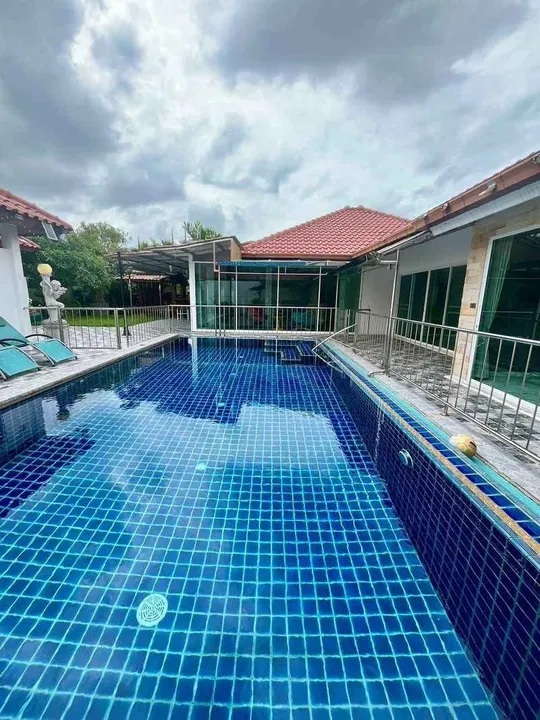 4 Bedroom Villa for rent in Huai Yai