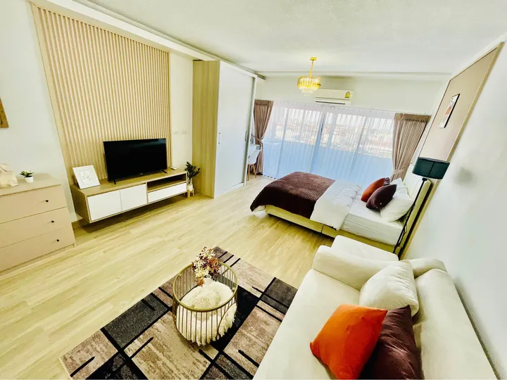 Photo from a listing at Pattaya Plaza Condotel