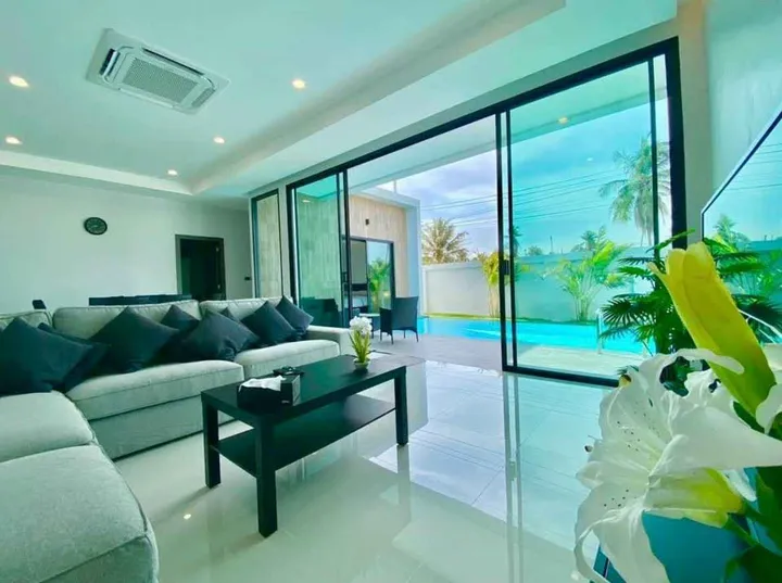 Listing photo