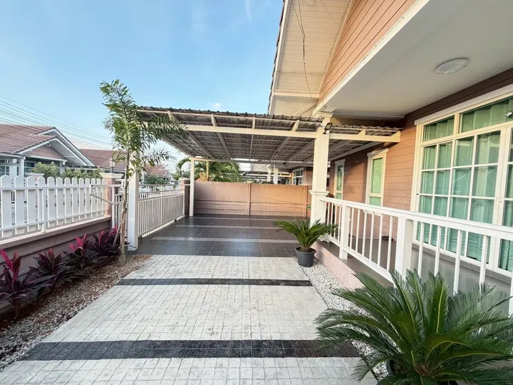 3 Bedroom House for sale at Raviporn Romsai