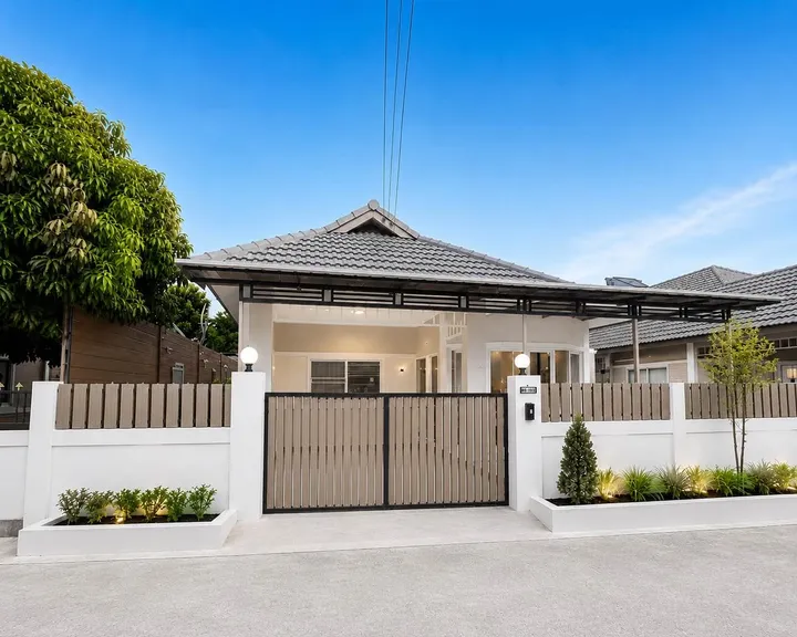 Photo from a listing at Raviporn City Home