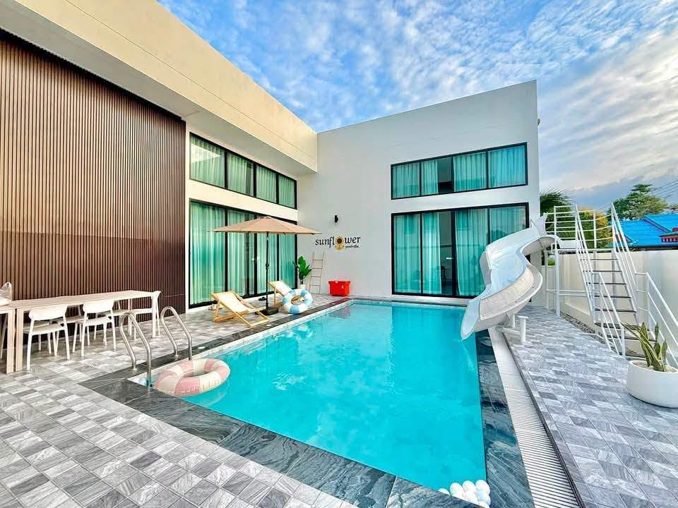 4 Bedroom Villa for sale in Huai Yai