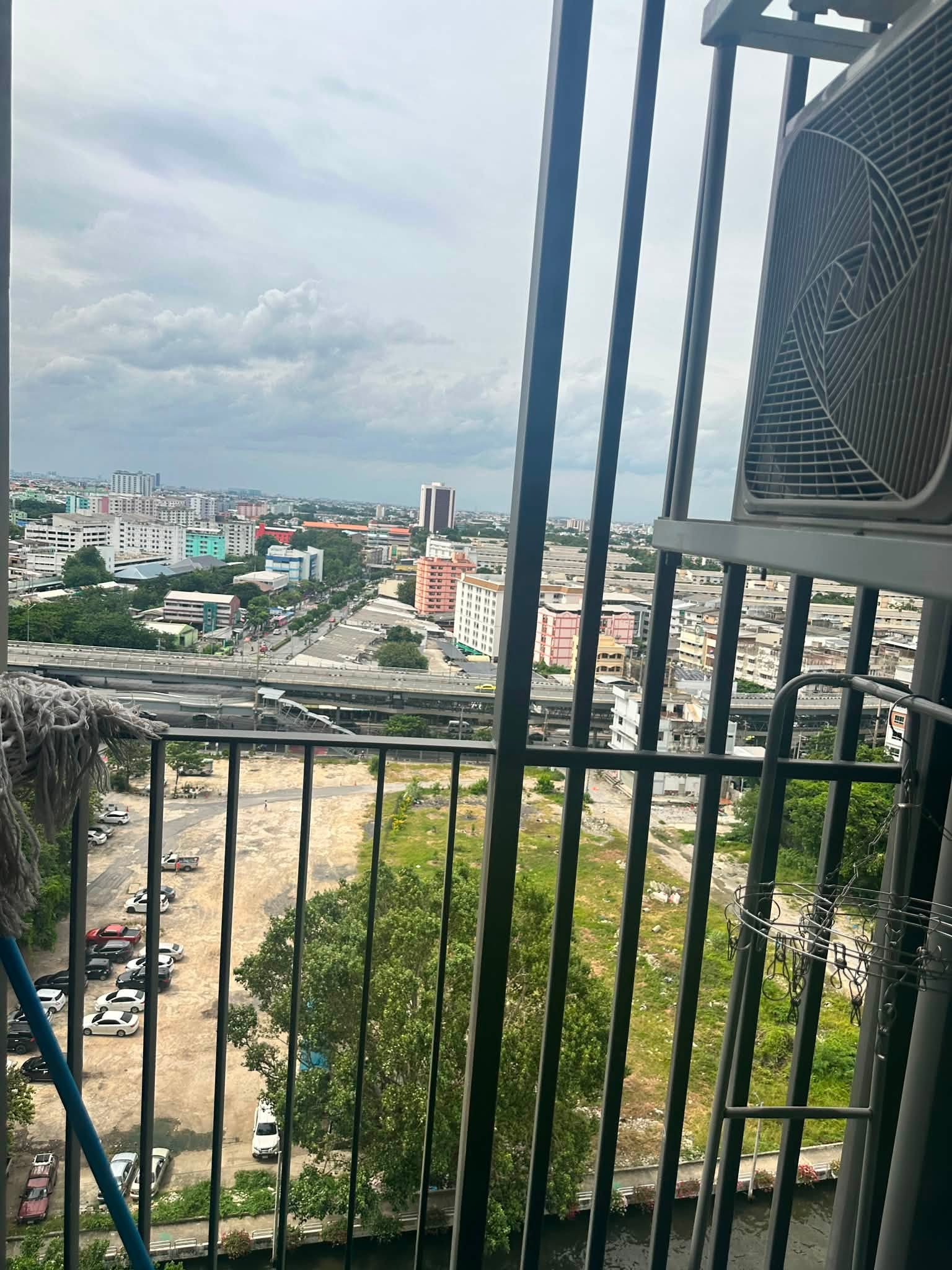 Apartment for rent at The Livin Ramkhamhaeng