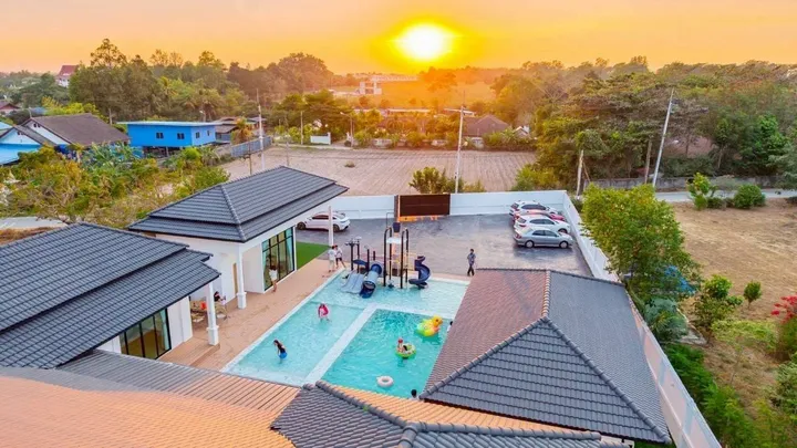 5 Bedroom Villa for rent in Huai Yai