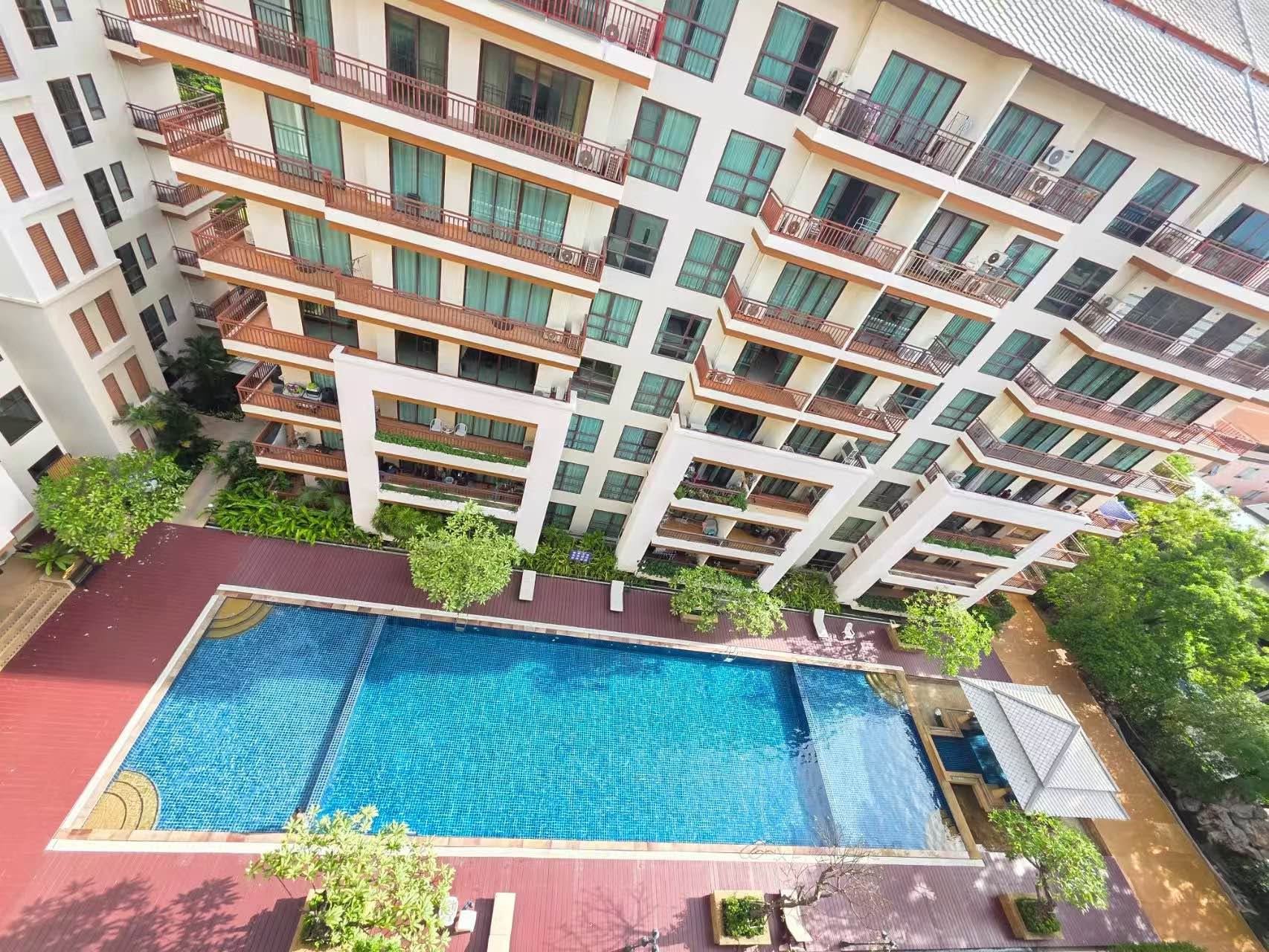 2 Bedroom Condo for sale at Copacabana
