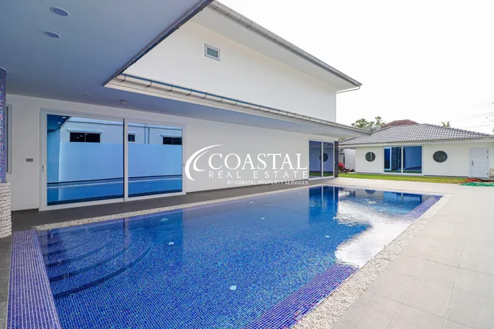 5 Bedroom House for sale at Siam Gardens