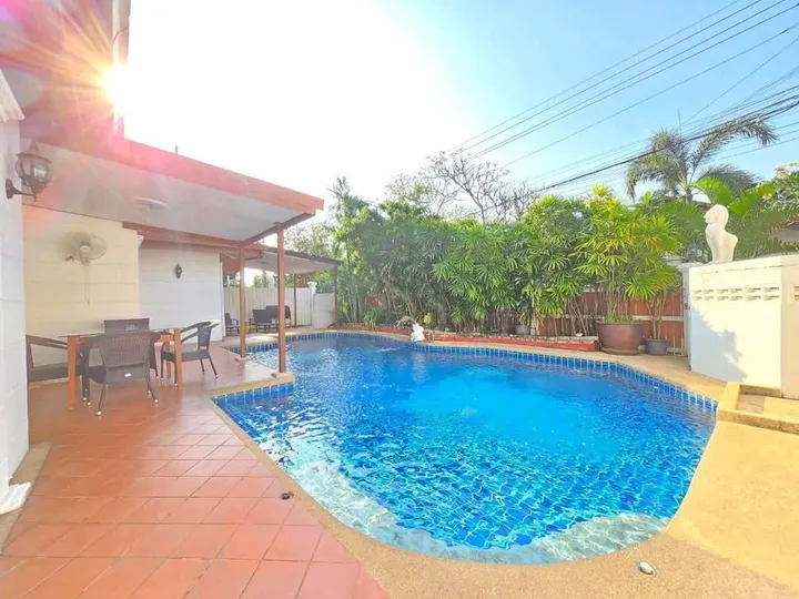4 Bedroom Villa for rent in Jomtien