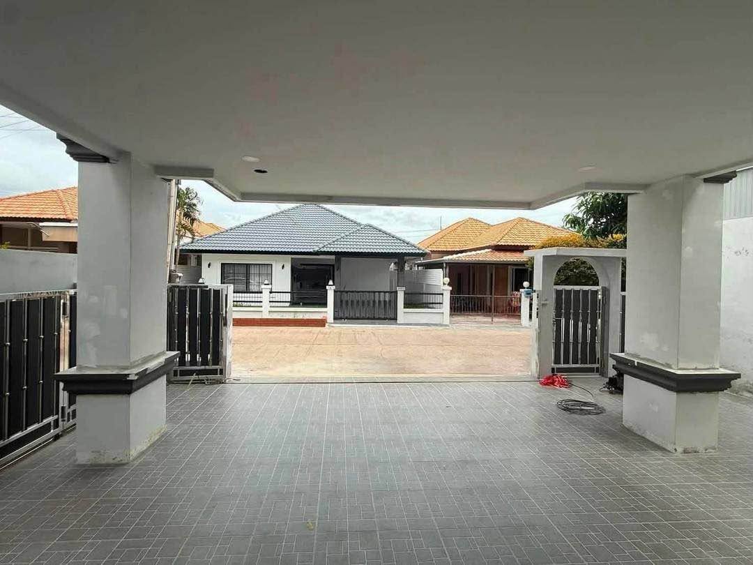 3 Bedroom House for sale in Siam Country Club