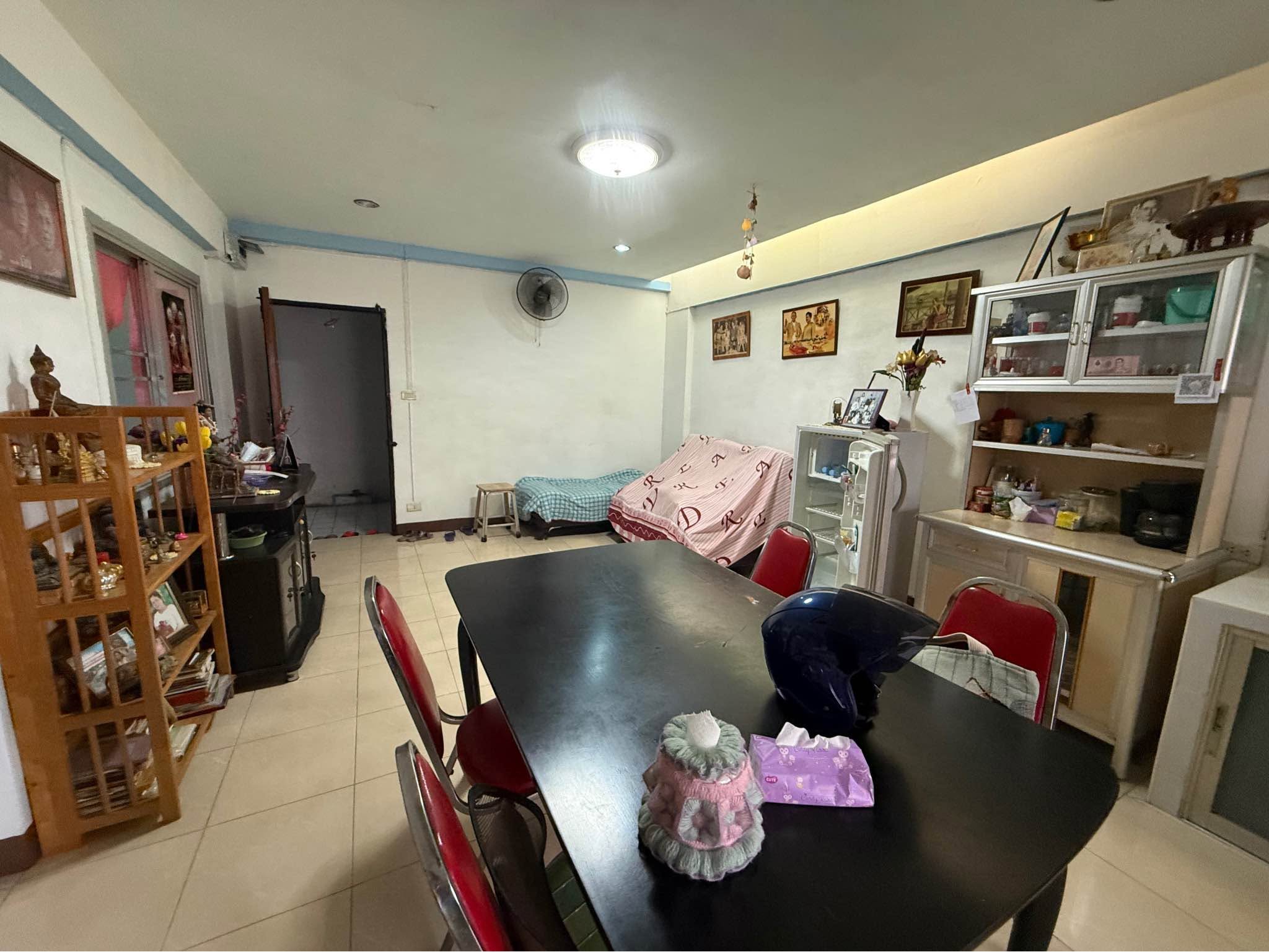 2 Bedroom Condo for sale at Somboon Condotown