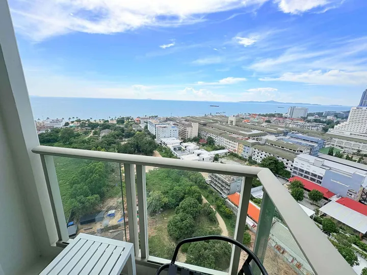 Studio for rent at The Riviera Jomtien