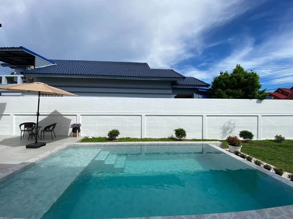 3 Bedroom House for rent in Pornprapanimit