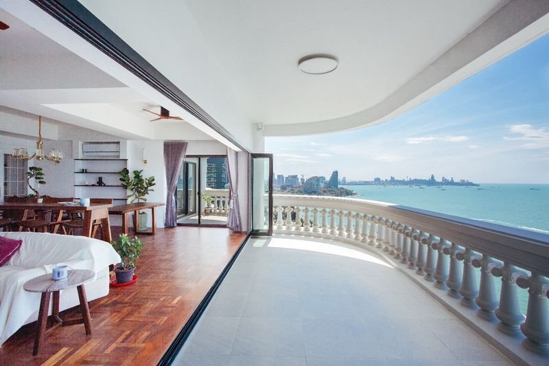 2 Bedroom Condo for rent at Park Beach Condominium