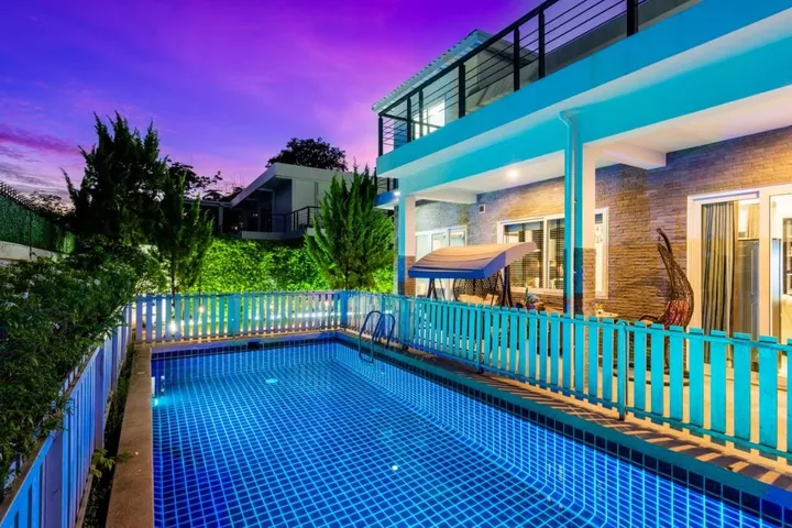5 Bedroom Villa for sale in Sattahip