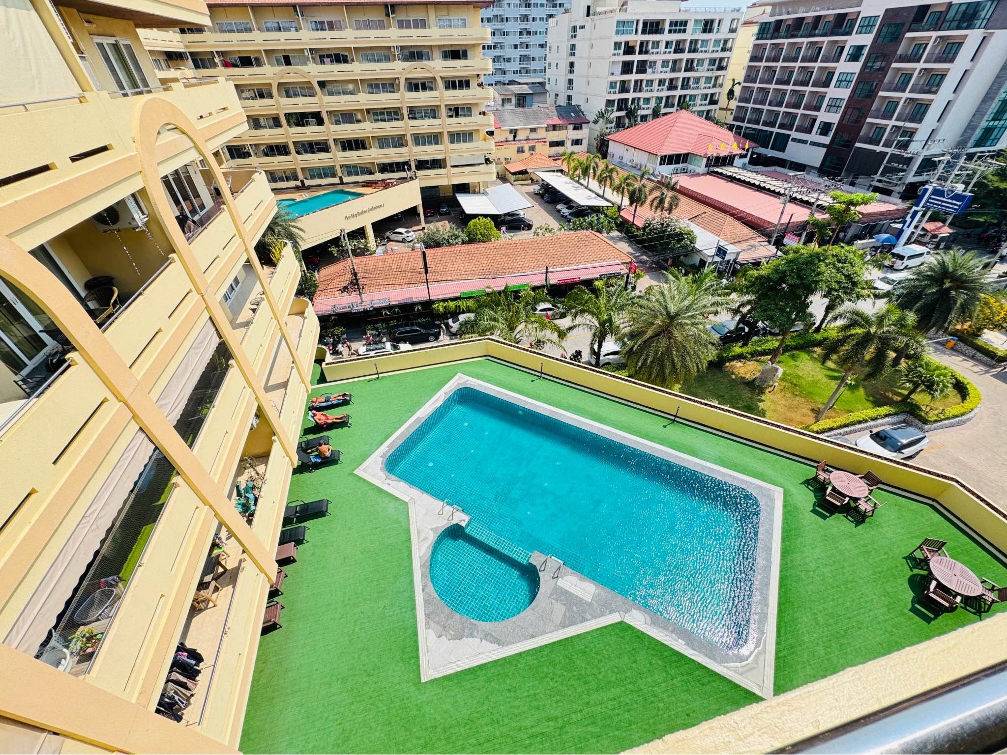 Studio for sale at View Talay Residence 3