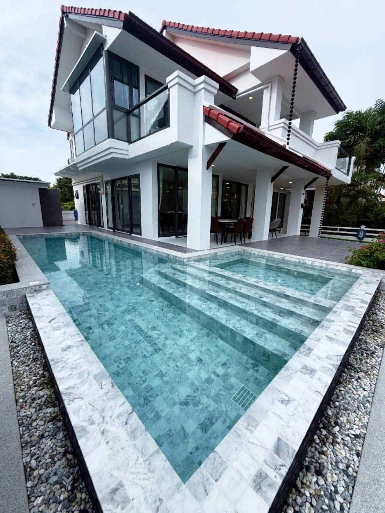 4 Bedroom Villa for rent in Na Jomtien