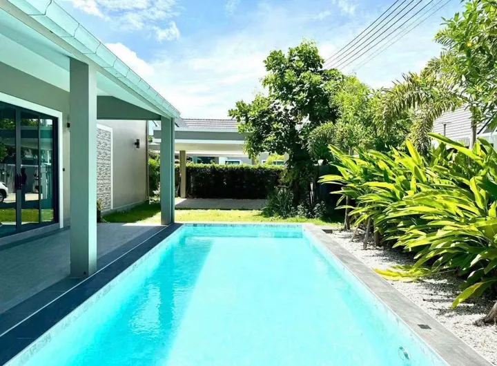 3 Bedroom Villa for sale in Soi Siam