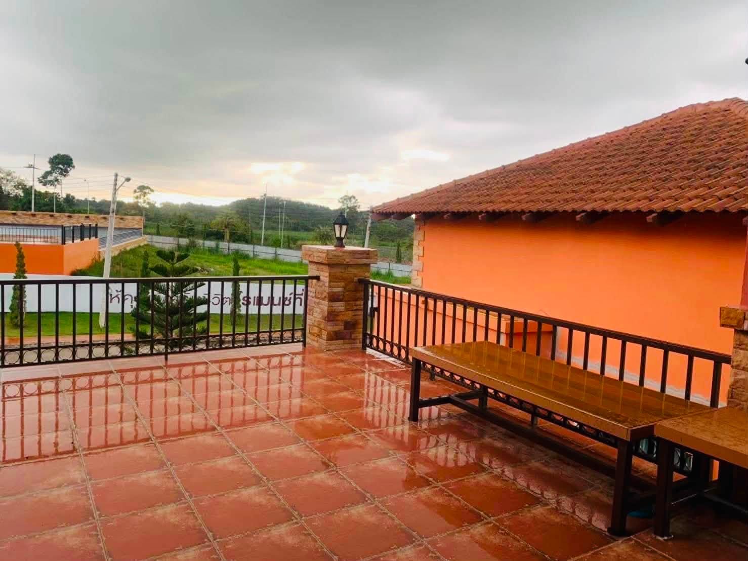3 Bedroom House for sale in Pong