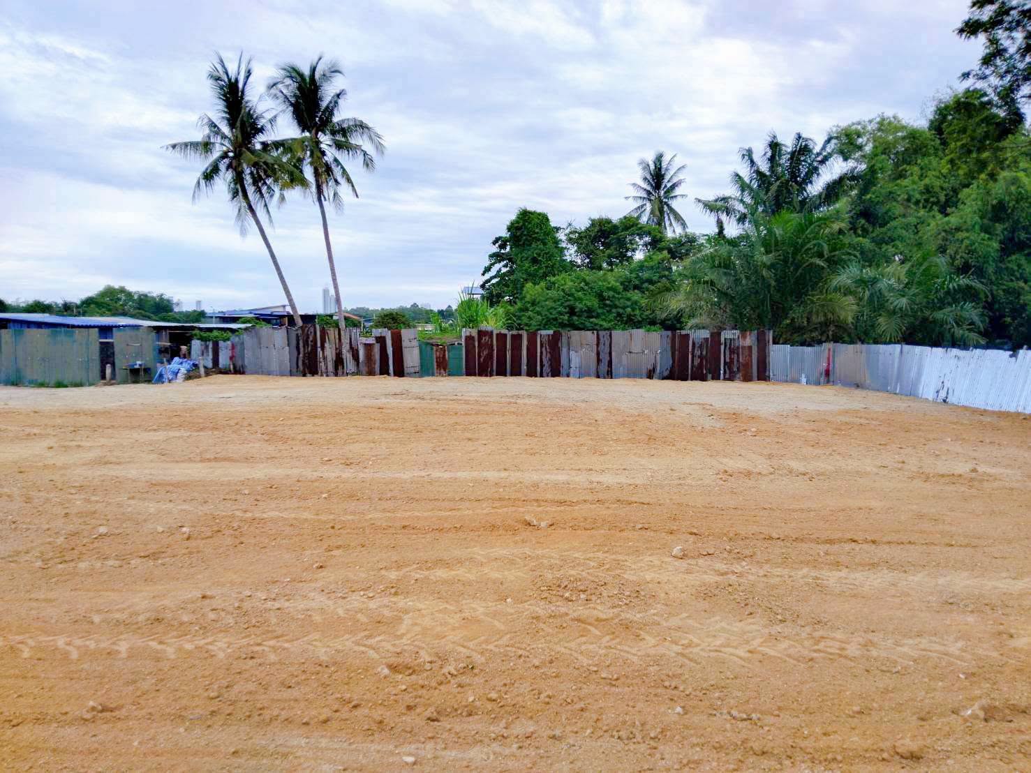 Land for sale in Chak Nok