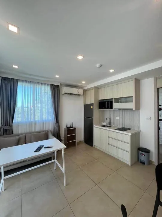 1 Bedroom Condo for rent at Acadia Center