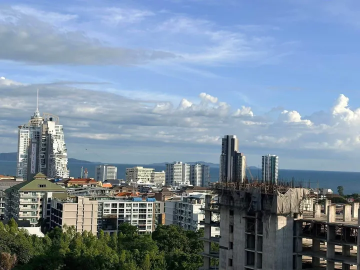 1 Bedroom Condo for rent at The Jewel Condo