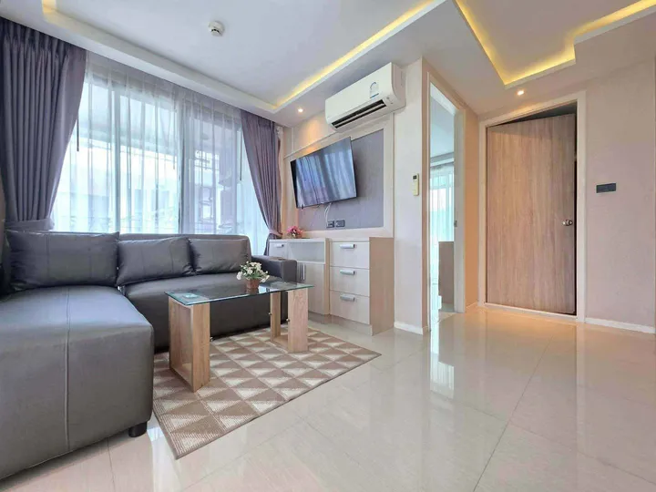 1 Bedroom Condo for sale at Estanan