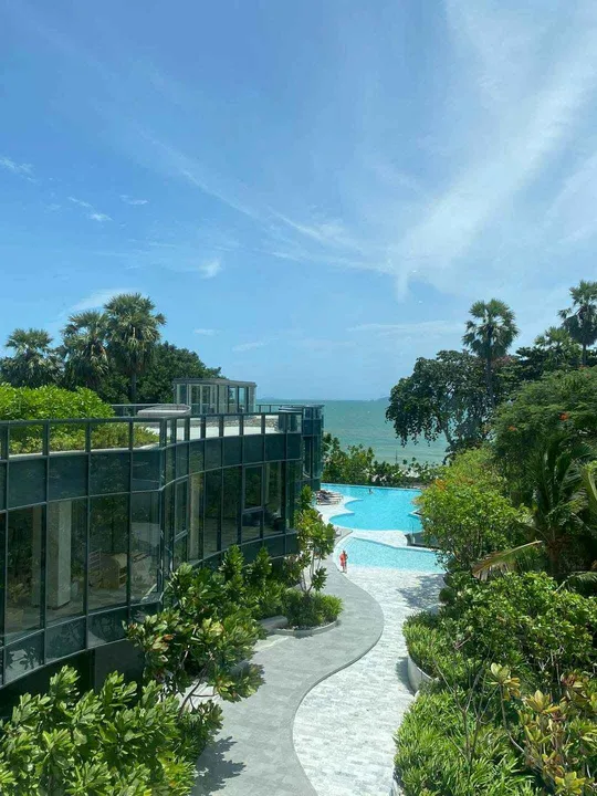 Photo from a listing at Arom Wongamat