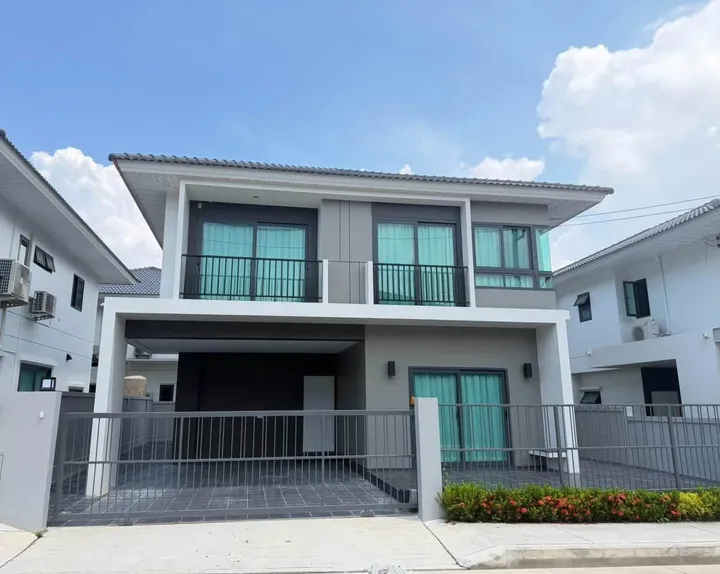4 Bedroom House for rent at Supalai Park Ville