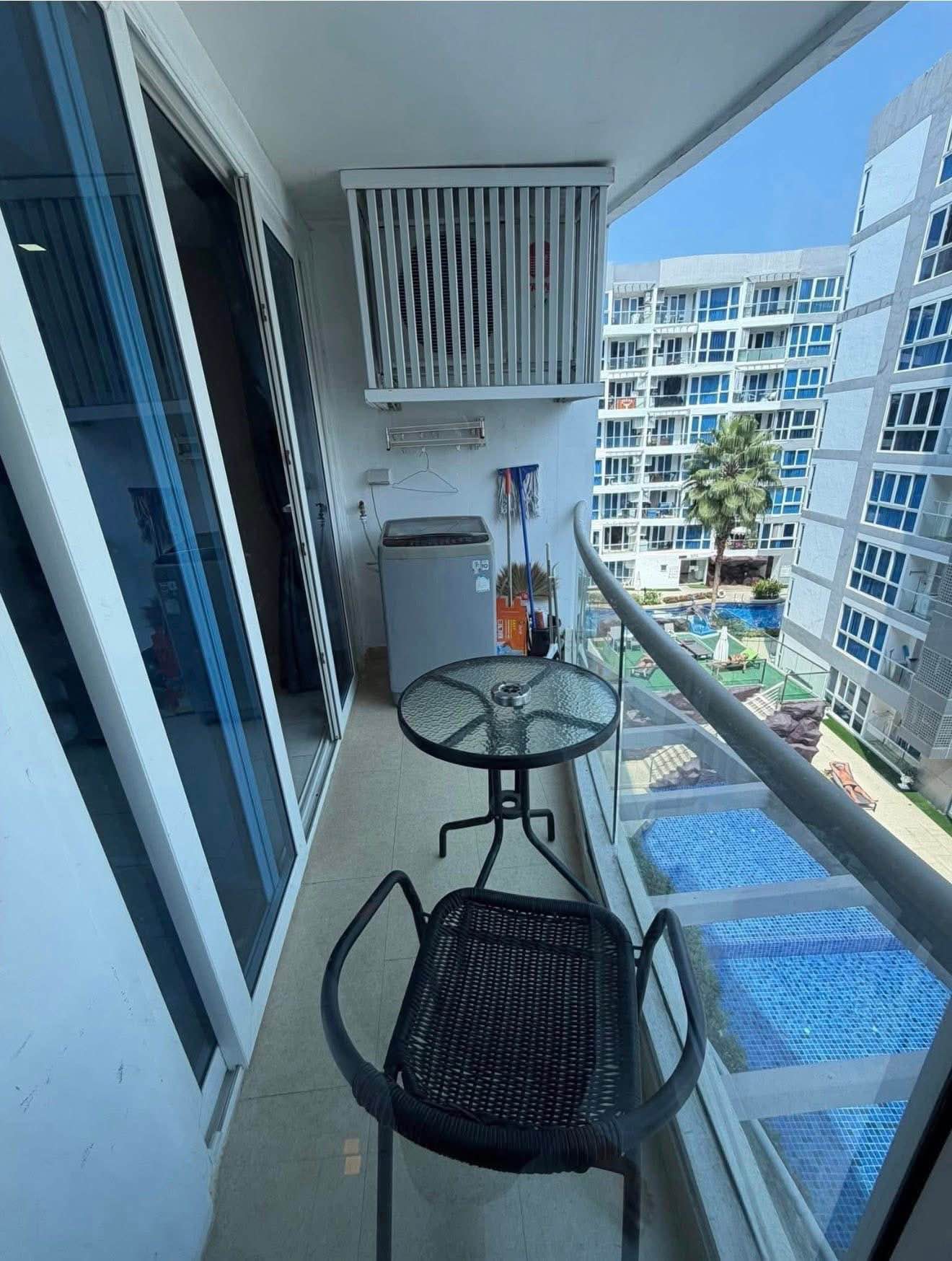 1 Bedroom Condo for rent at Grand Avenue