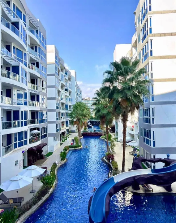 1 Bedroom Condo for sale at Grand Avenue