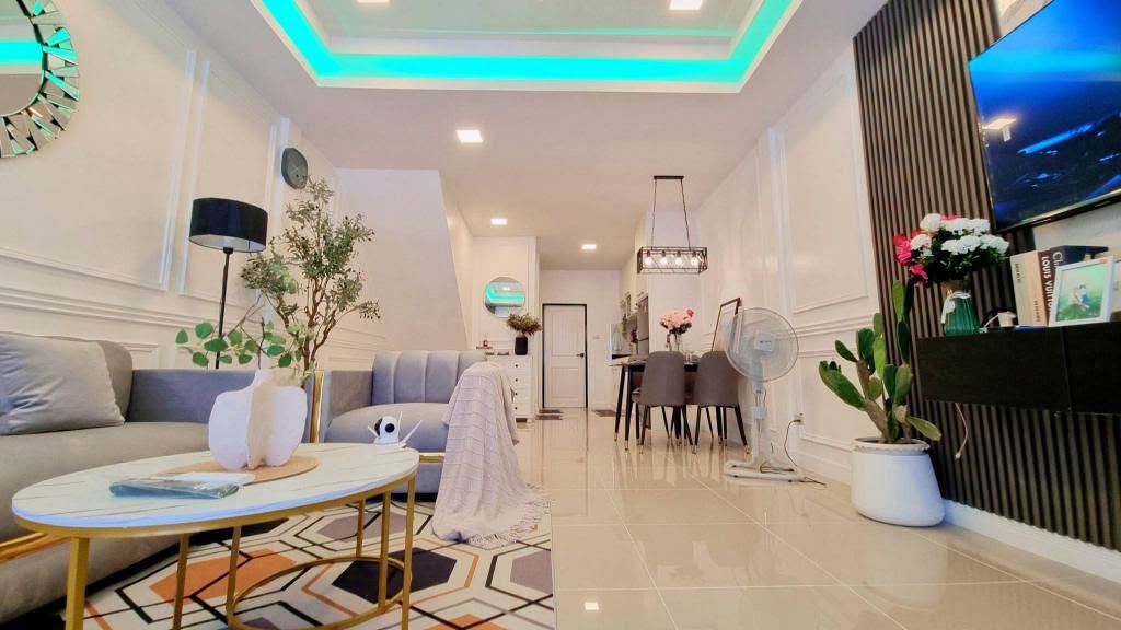3 Bedroom Townhouse for sale in Central Pattaya