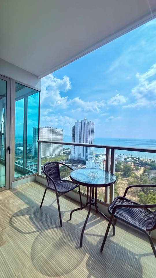 2 Bedroom Apartment for rent at The Riviera Jomtien