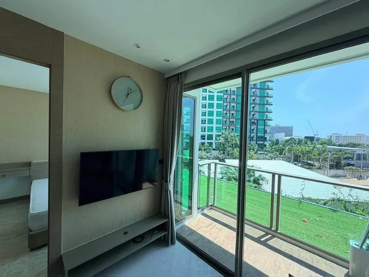 Photo from a listing at The Riviera Ocean Drive