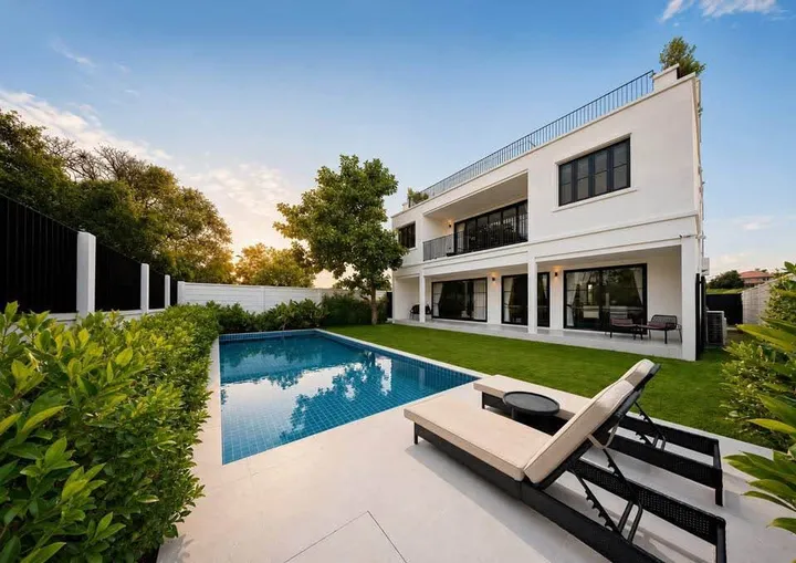 6 Bedroom Villa for rent at Highgrove Villas