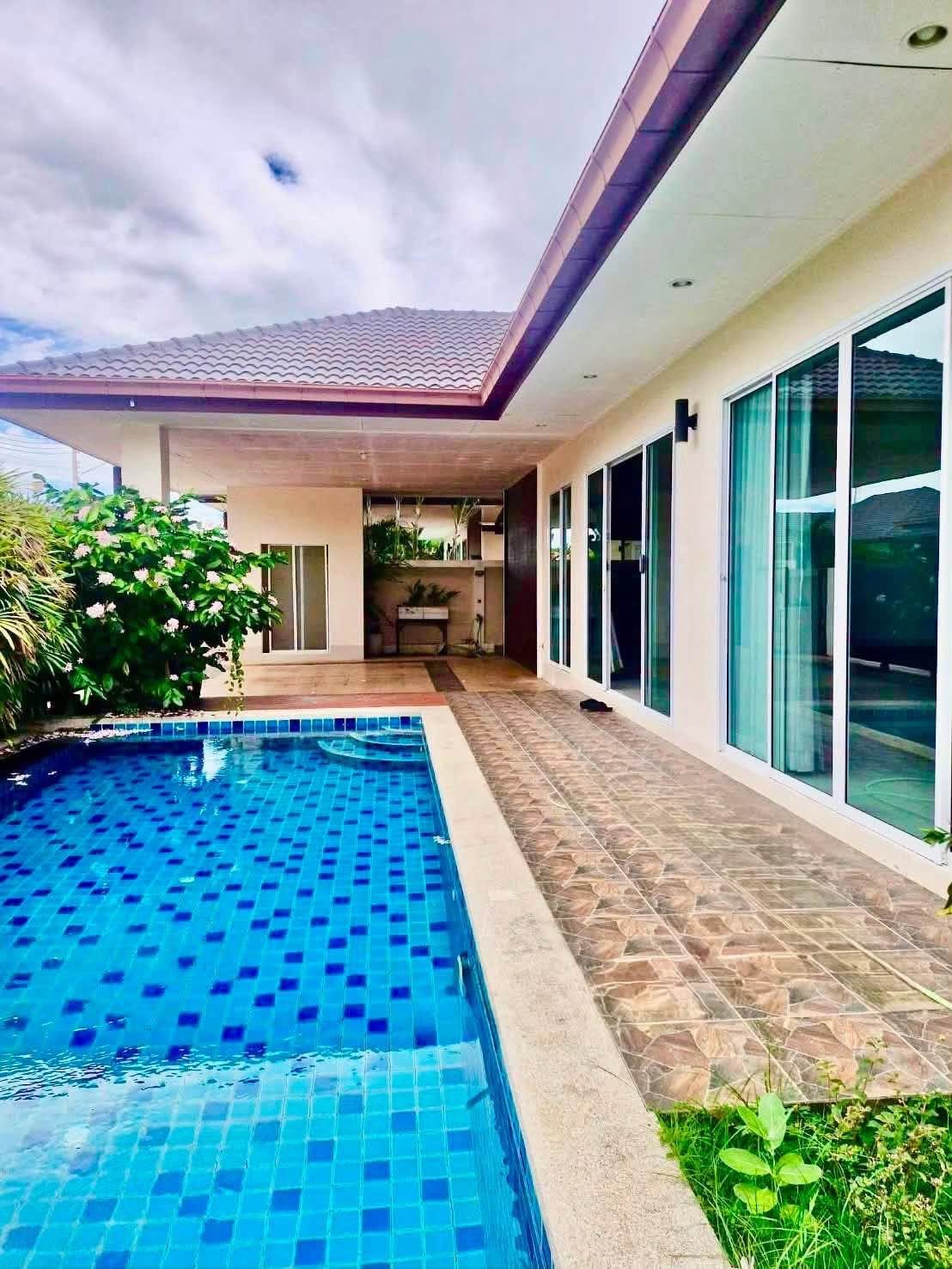 3 Bedroom Villa for rent in Huai Yai
