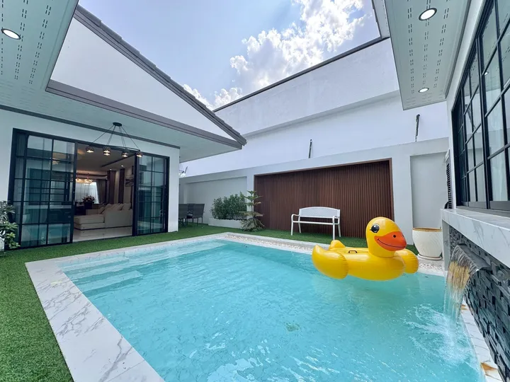 3 Bedroom Villa for sale in Nong Pla Lai