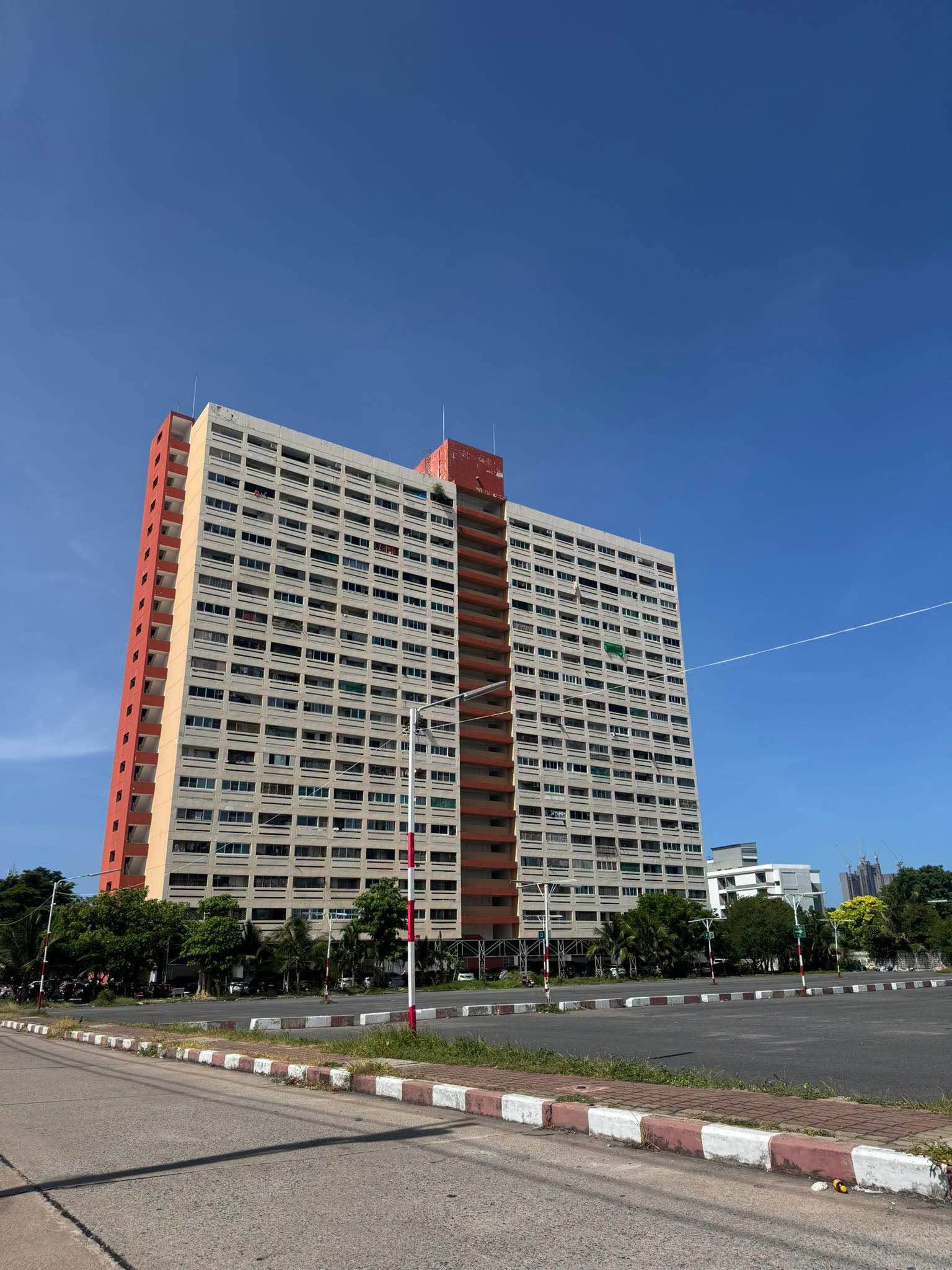 Studio for rent at Thepprasit Housing