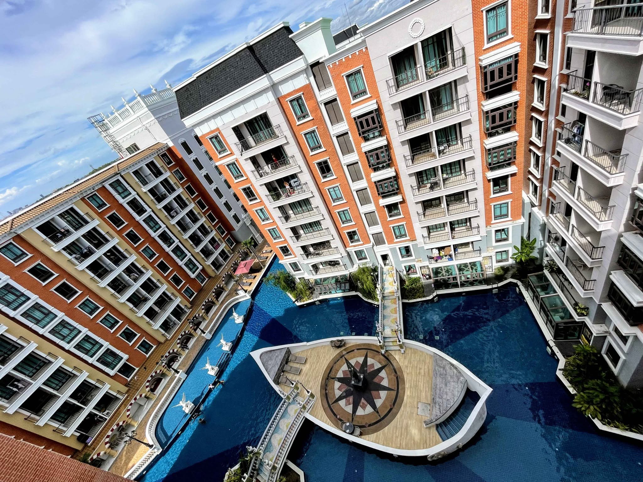 1 Bedroom Condo for sale at Espana Condo Resort